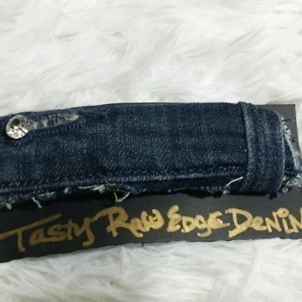 Tasty Raw Edge Denim Jules Hair Clip